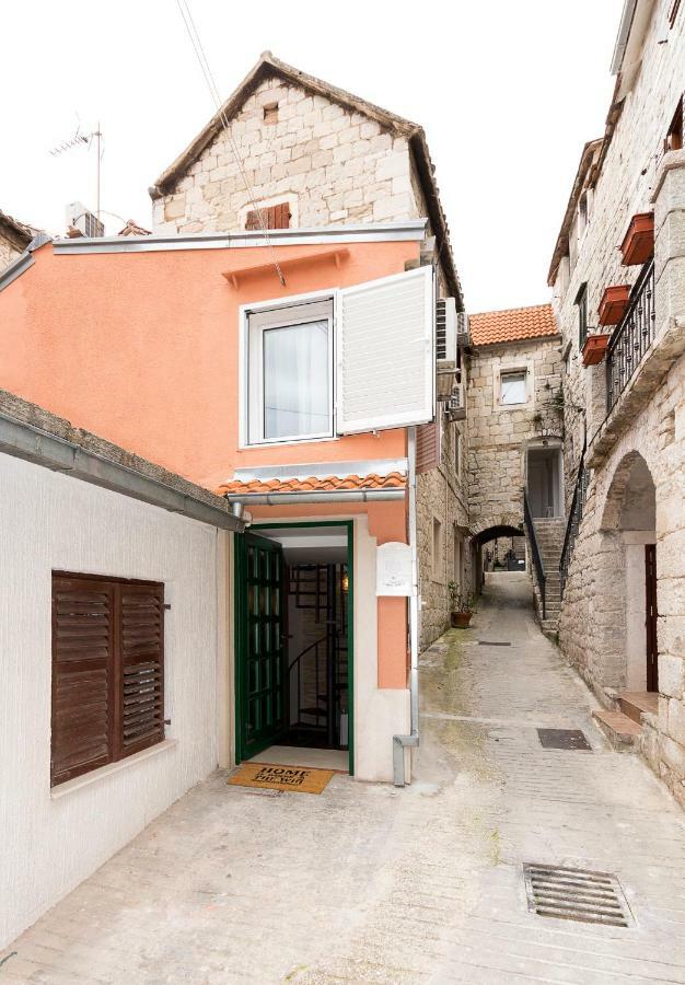 Old Split Apartment Exterior photo